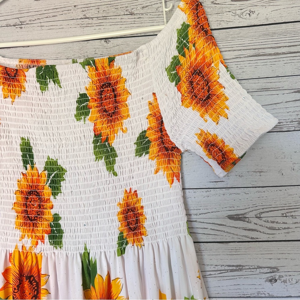 Seven Islands Women's White Sunflower Sparkle Dress - Picture 5 of 9